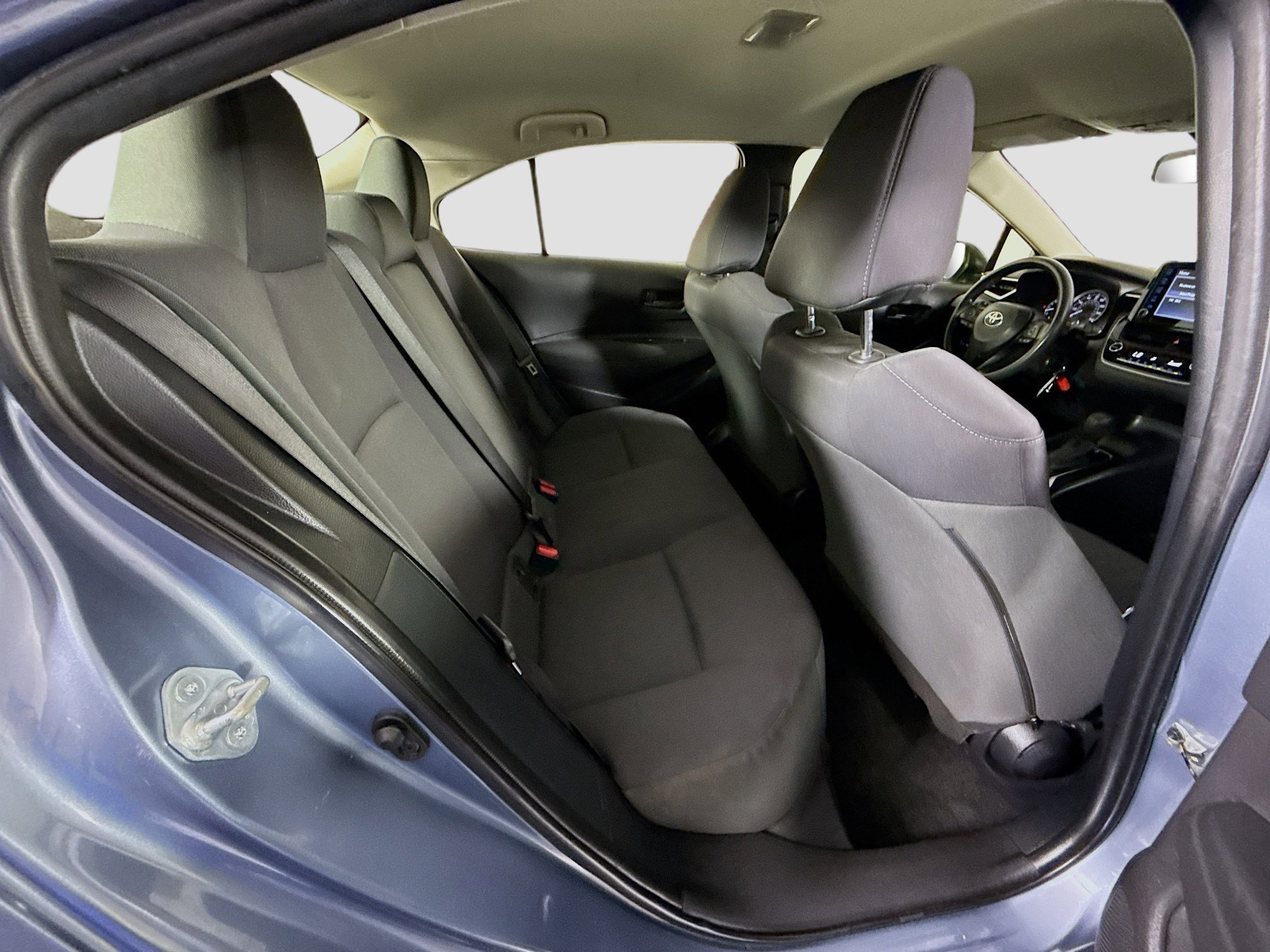 Used 2022 Toyota Corolla LE FWD image 26