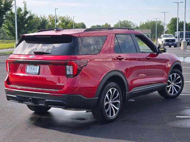 Certified 2025 Ford Explorer ST-Line AWD/4WD image 13