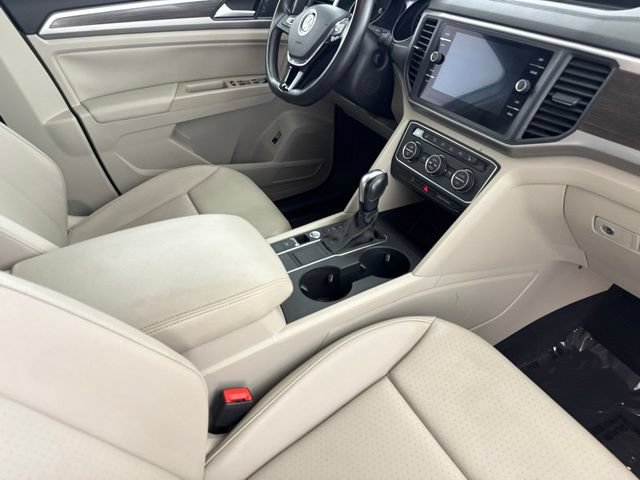 Used 2020 Volkswagen Atlas SE w/ Panoramic Sunroof Package FWD image 24