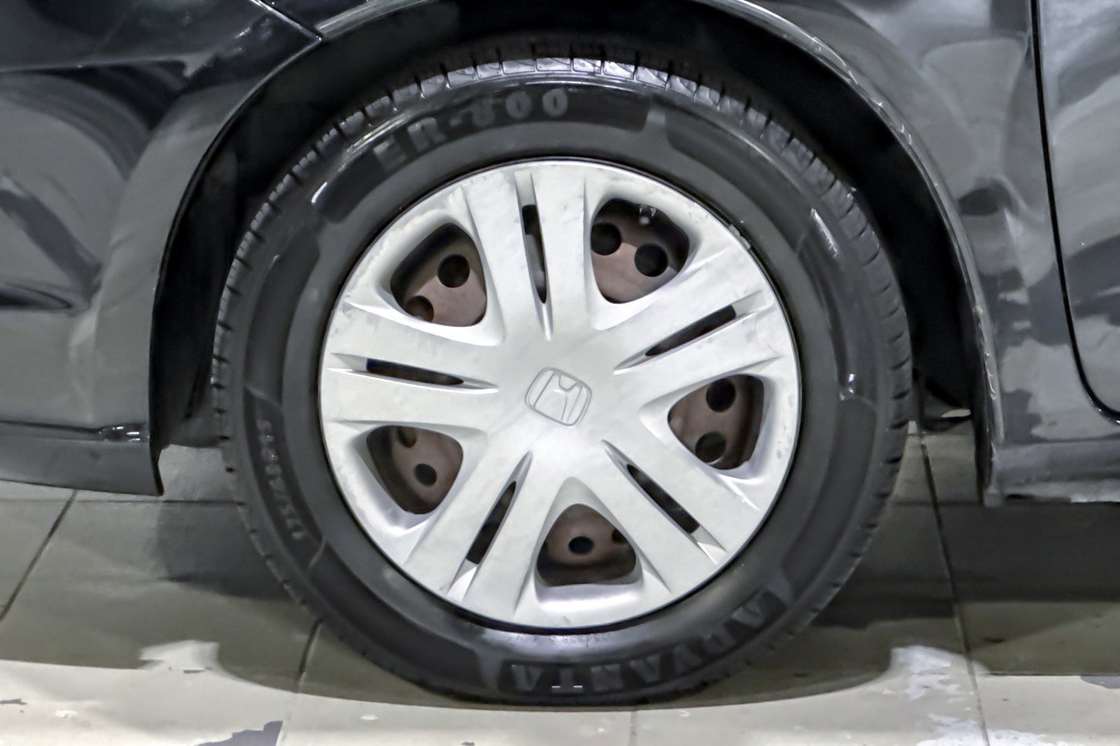 Used 2011 Honda Fit image 11