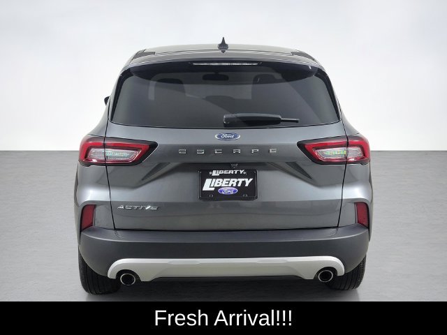 Used 2024 Ford Escape Active w/ Cold Weather Package FWD image 4