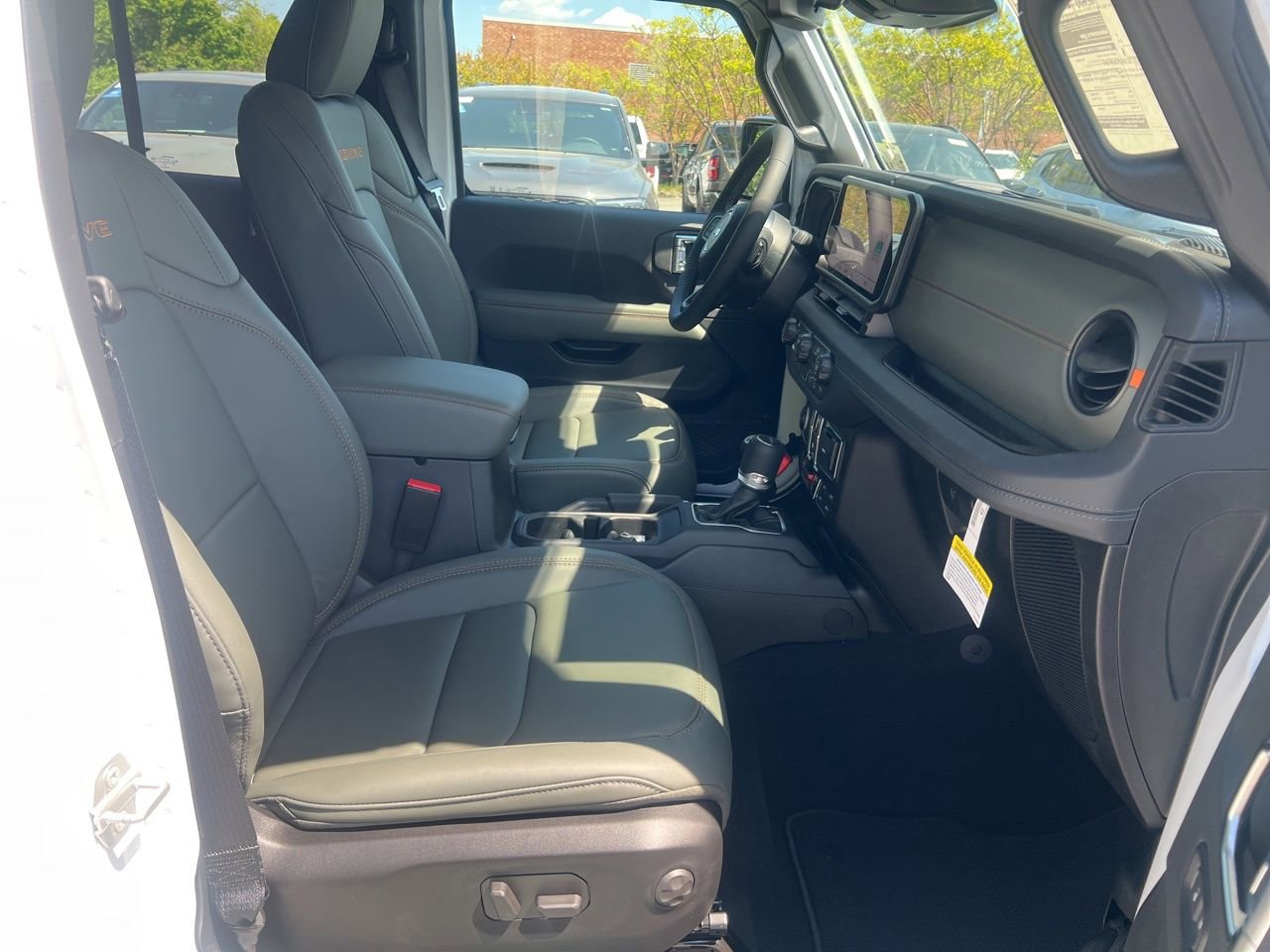 New 2026 Jeep Gladiator Mojave image 21