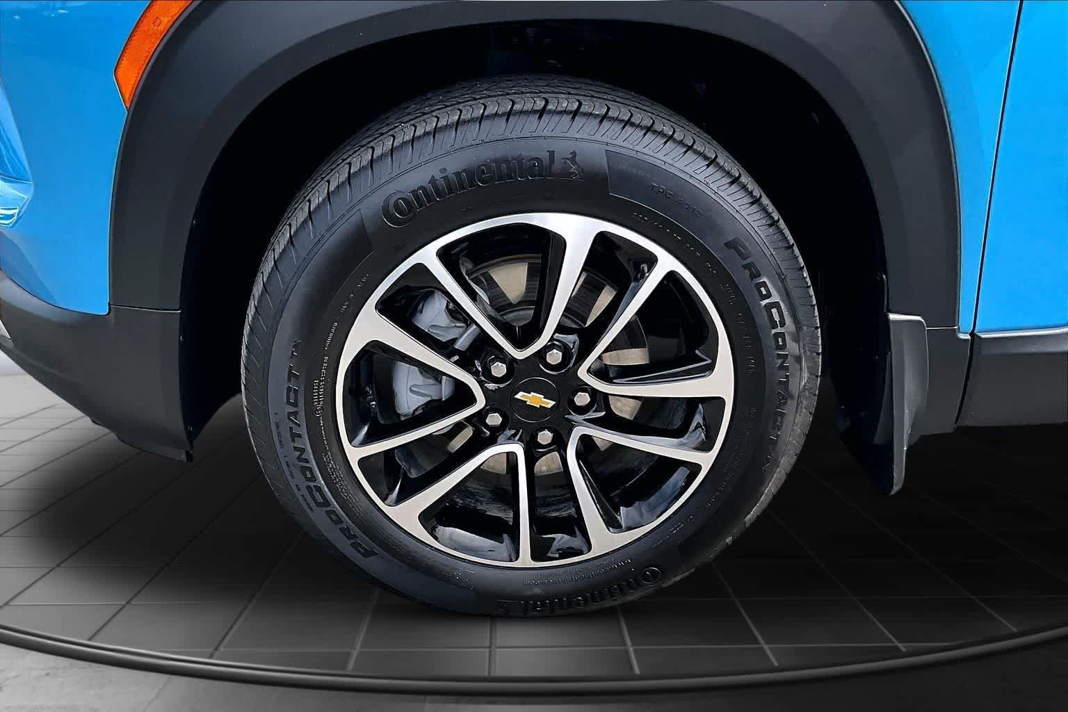 Used 2026 Chevrolet TrailBlazer LT w/ LT Cold Weather Package AWD/4WD image 8