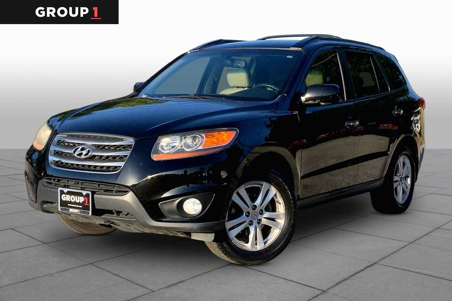 Used 2012 Hyundai Santa Fe Limited w/ Navigation Pkg 4