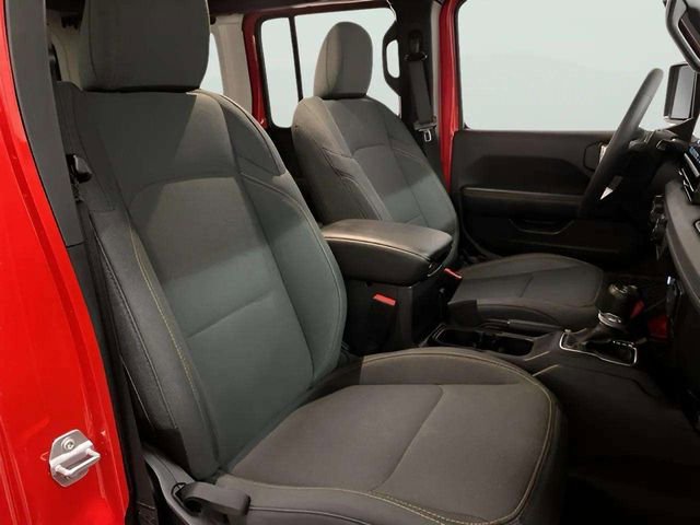 Used 2025 Jeep Wrangler Unlimited Sahara w/ Safety Group image 76