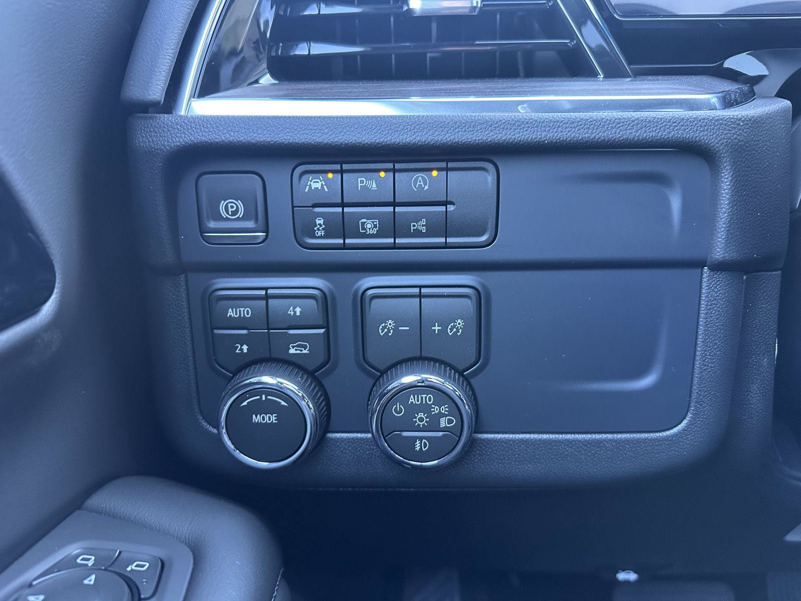 New 2027 Chevrolet Tahoe LT AWD/4WD image 28