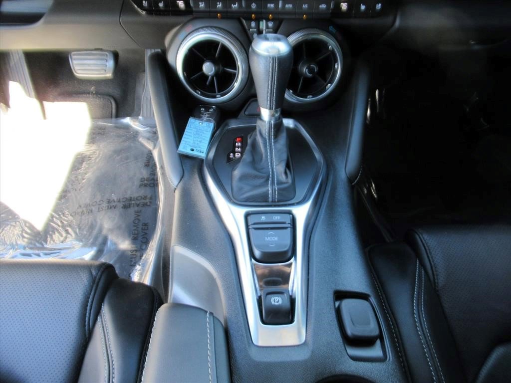 Certified 2024 Chevrolet Camaro LT image 25