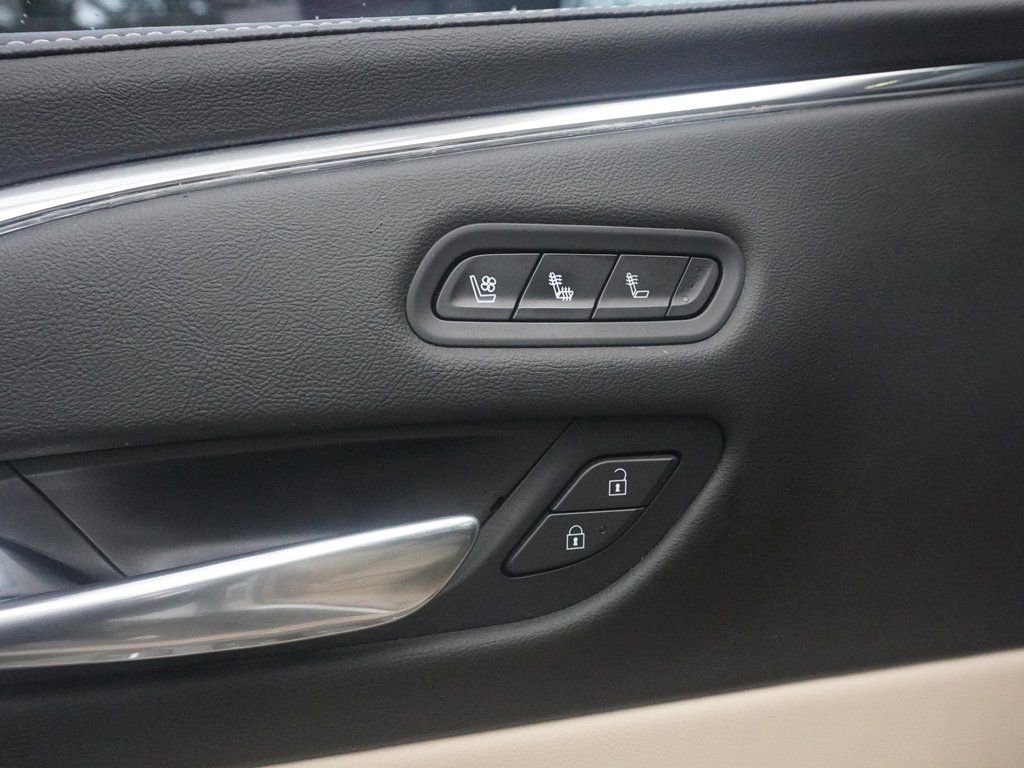 Used 2021 Cadillac Escalade ESV Premium Luxury image 41