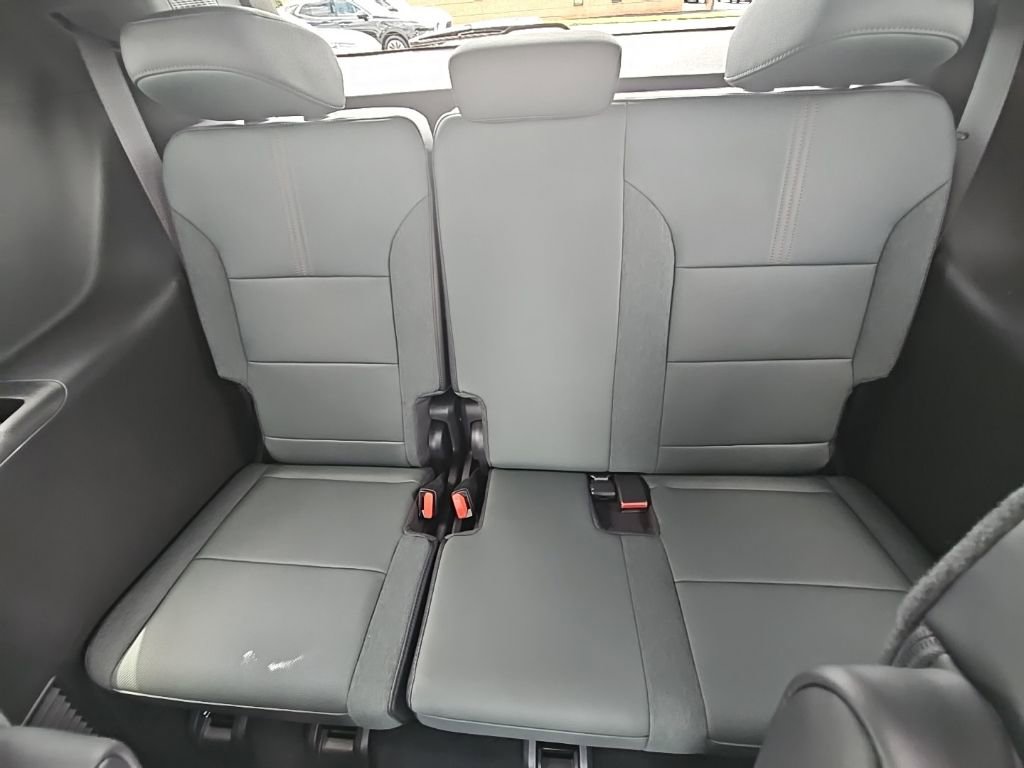 New 2026 GMC Acadia AT4 w/ Super Cruise Package image 15