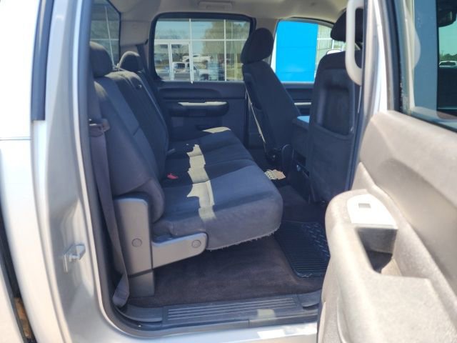 Used 2011 GMC Sierra 3500 SLE w/ SLE Preferred Package image 17