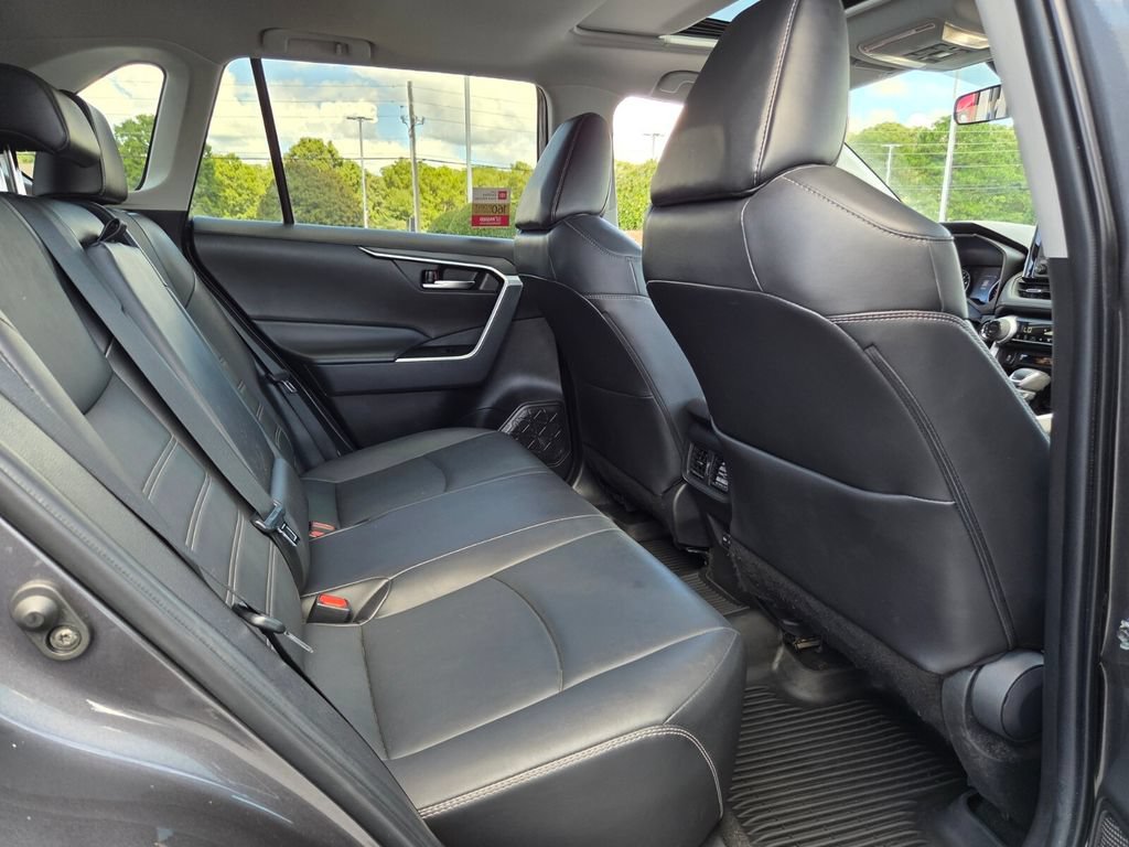 Certified 2022 Toyota RAV4 XLE Premium FWD image 17