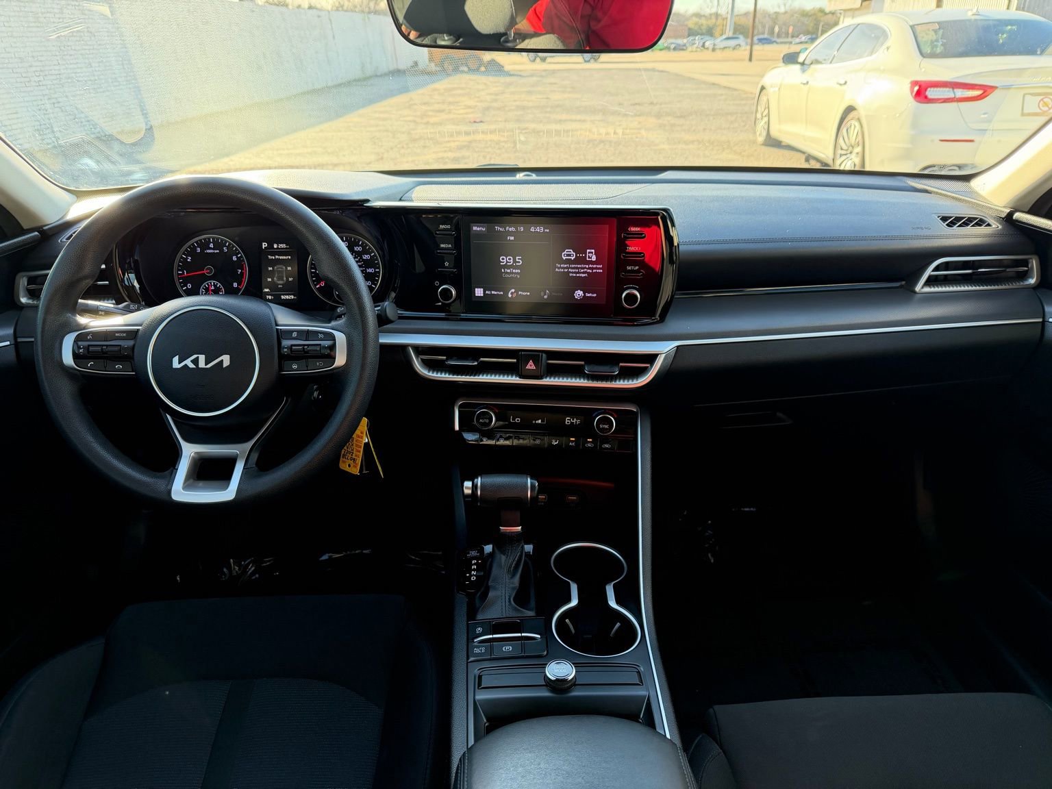 Used 2022 Kia K5 LX image 10