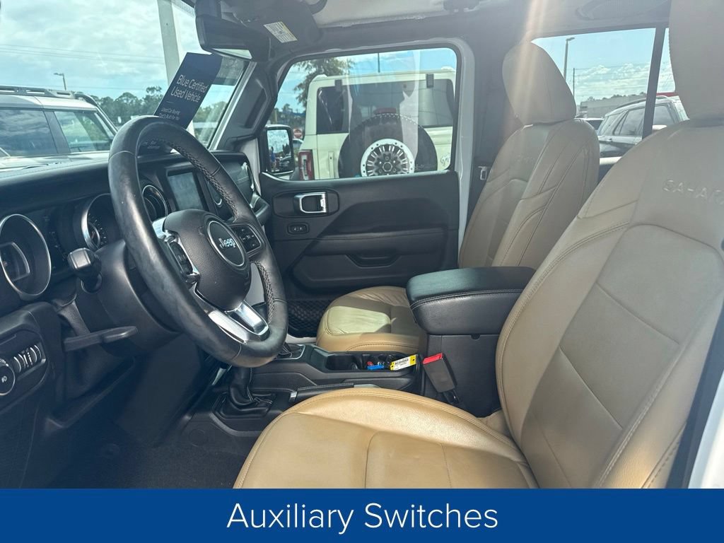 Used 2018 Jeep Wrangler Unlimited Sahara AWD/4WD image 9