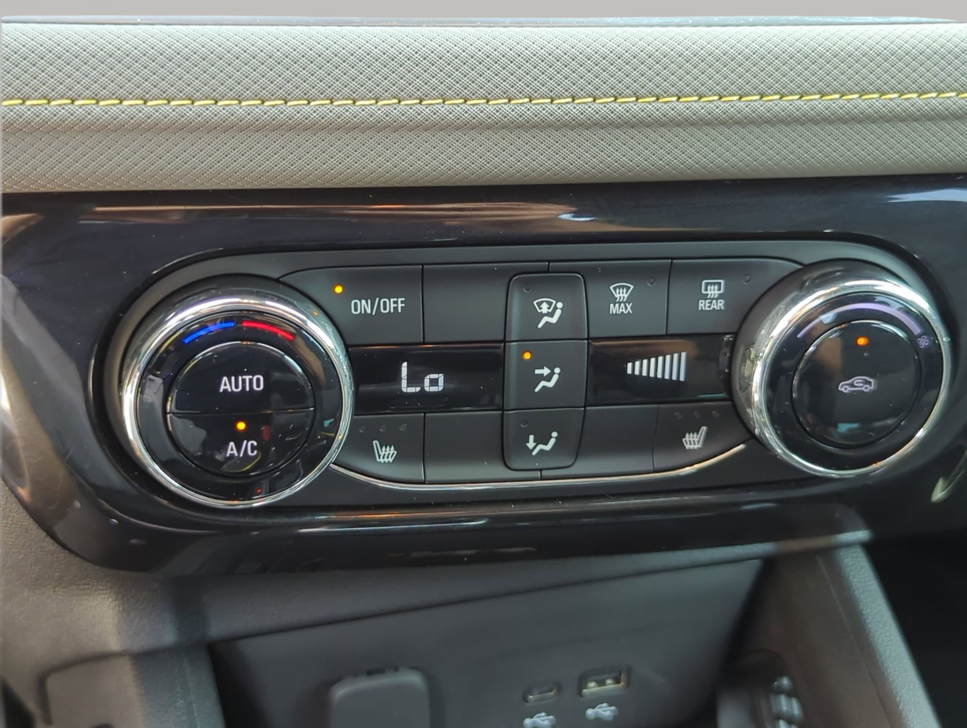 Used 2024 Chevrolet TrailBlazer ACTIV w/ Convenience Package AWD/4WD image 60