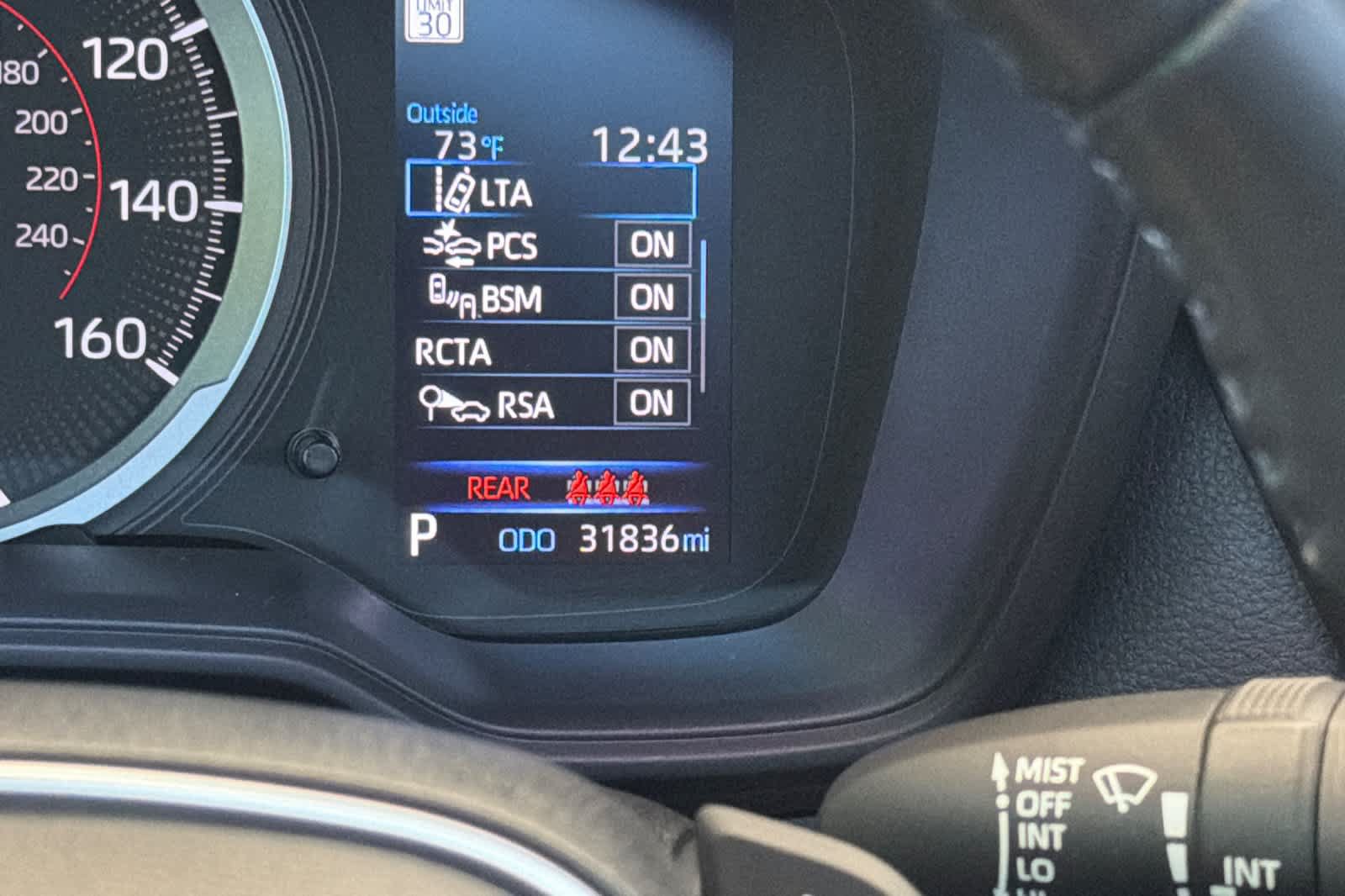 Used 2022 Toyota Corolla SE w/ SE Premium Package FWD image 27