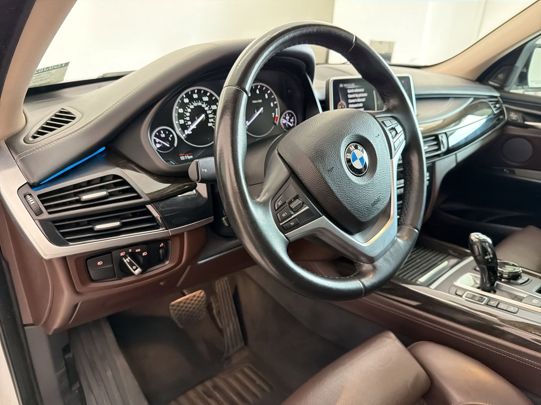 Used 2016 BMW X5 xDrive50i image 4