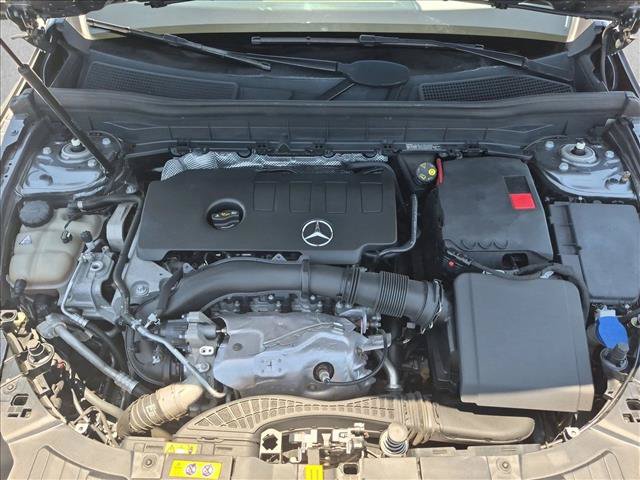 Certified 2023 Mercedes-Benz GLB 250 image 22