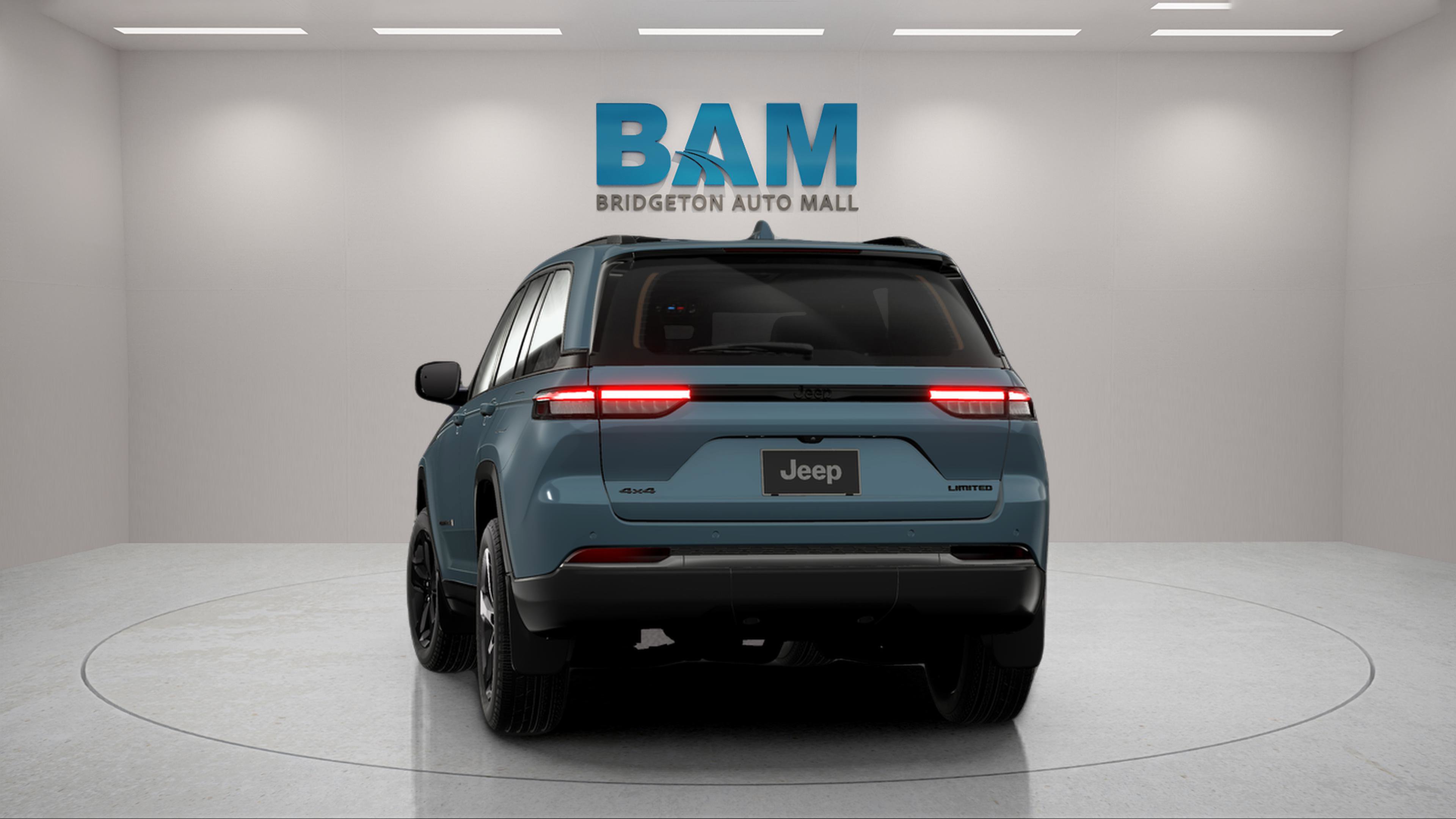 New 2026 Jeep Grand Cherokee Limited w/ Limited Altitude Package AWD/4WD image 9