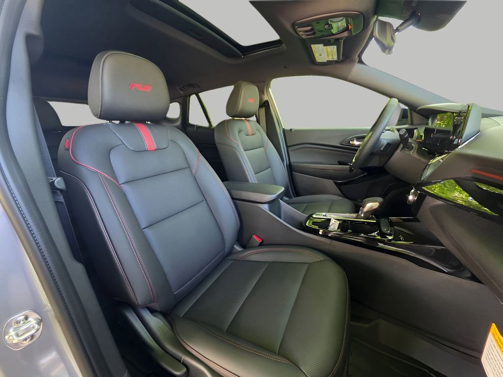 New 2026 Chevrolet Equinox LT w/ Safety and Technology Package FWD image 10