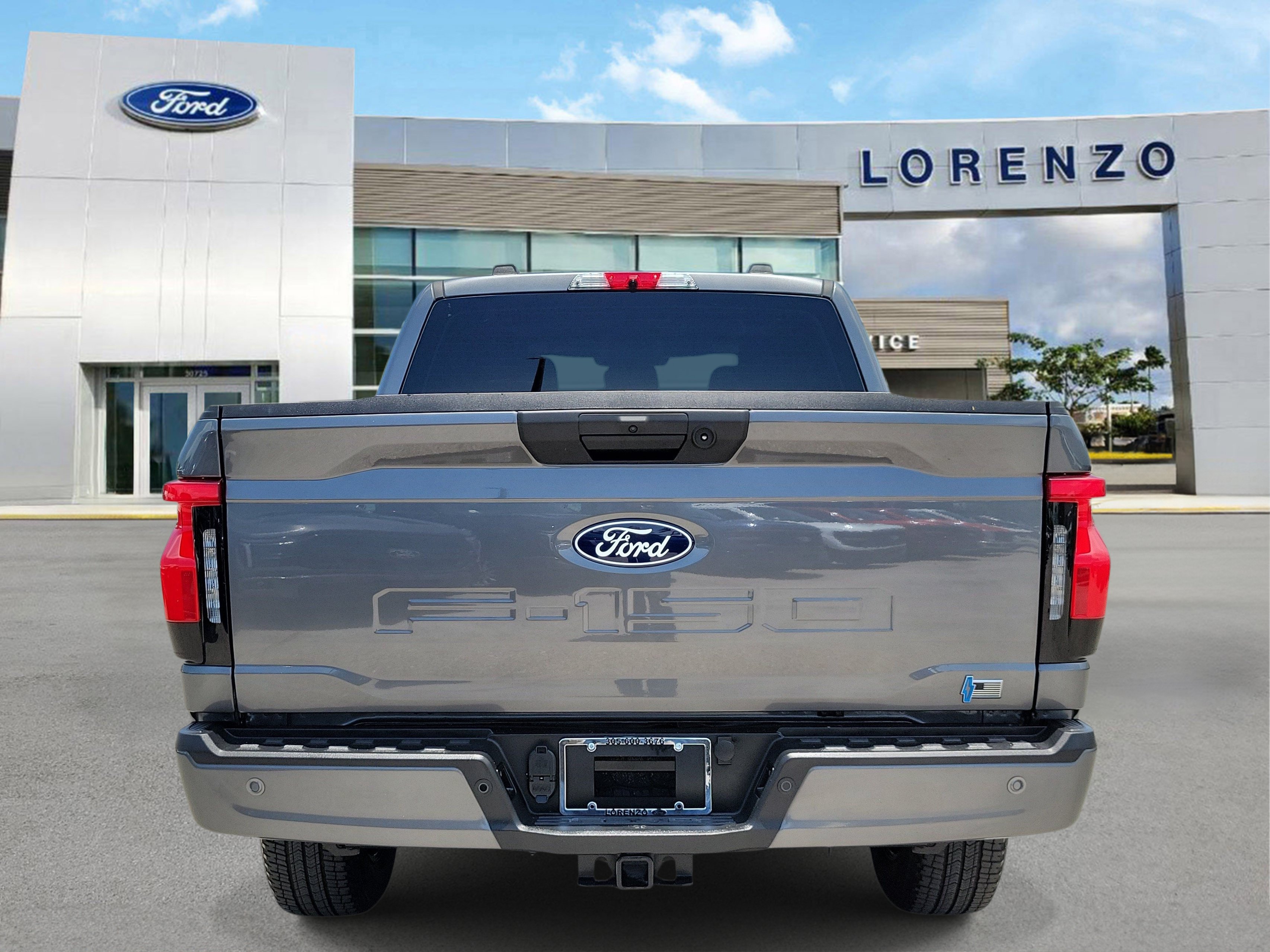 Used 2025 Ford F150 Lightning XLT AWD/4WD image 6