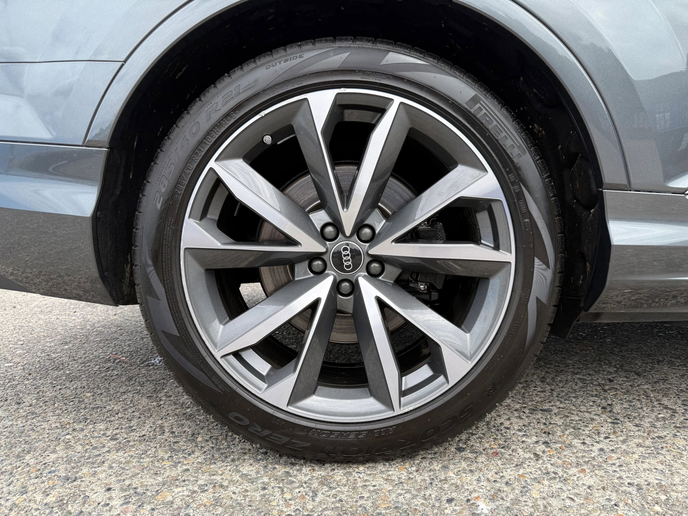 Used 2022 Audi SQ7 Prestige w/ Prestige Package image 22