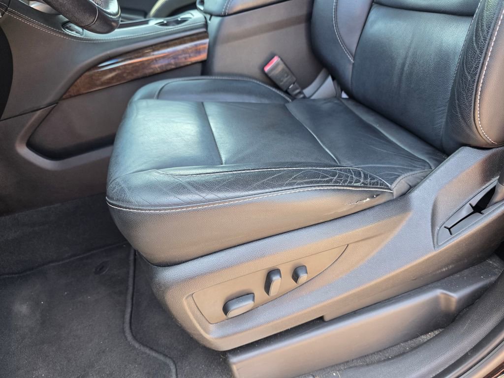 Certified 2019 Chevrolet Suburban LT AWD/4WD image 12