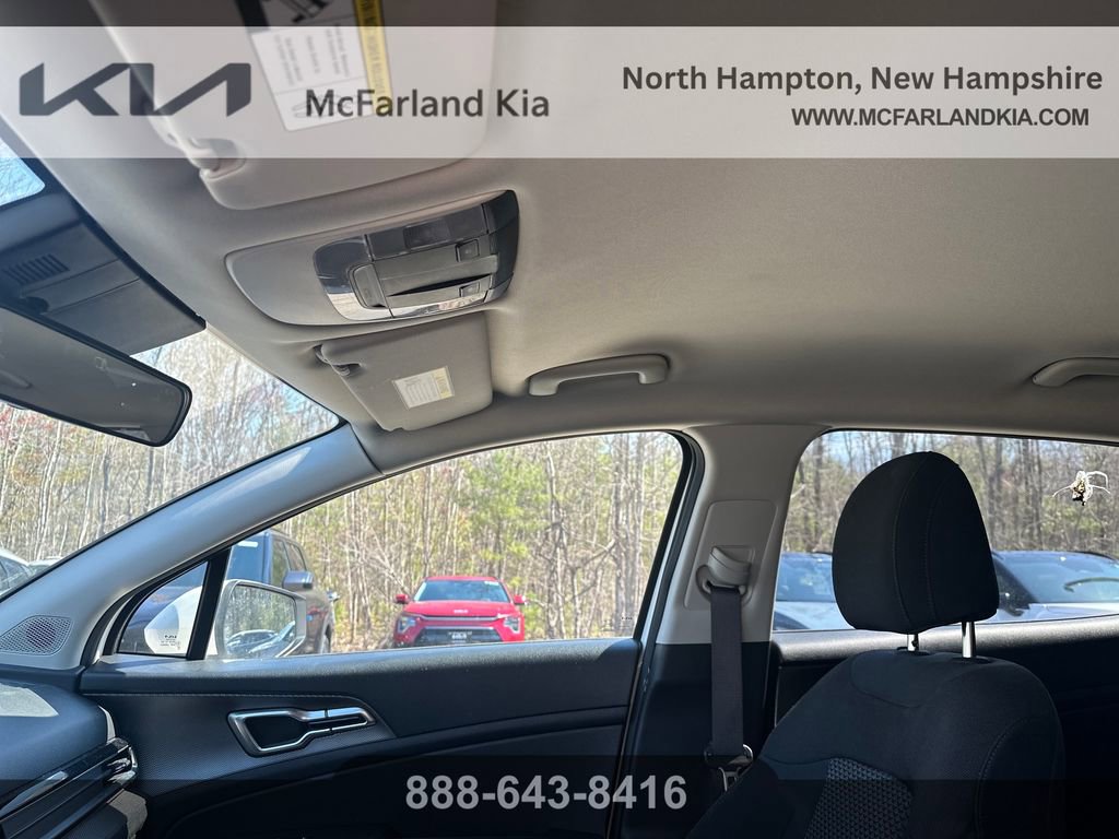 Used 2023 Kia Sportage LX AWD/4WD image 12