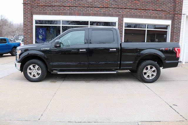 Used 2016 Ford F150 XLT w/ Equipment Group 302A Luxury image 2