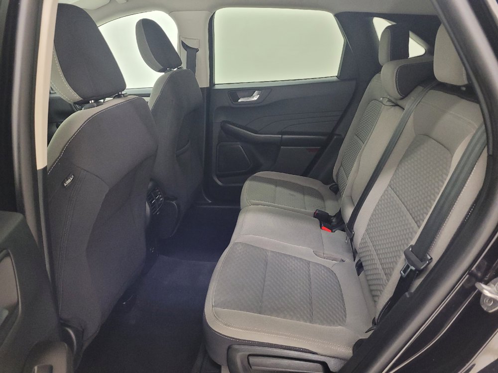 Used 2021 Ford Escape SE w/ SE Sport Appearance Package FWD image 18