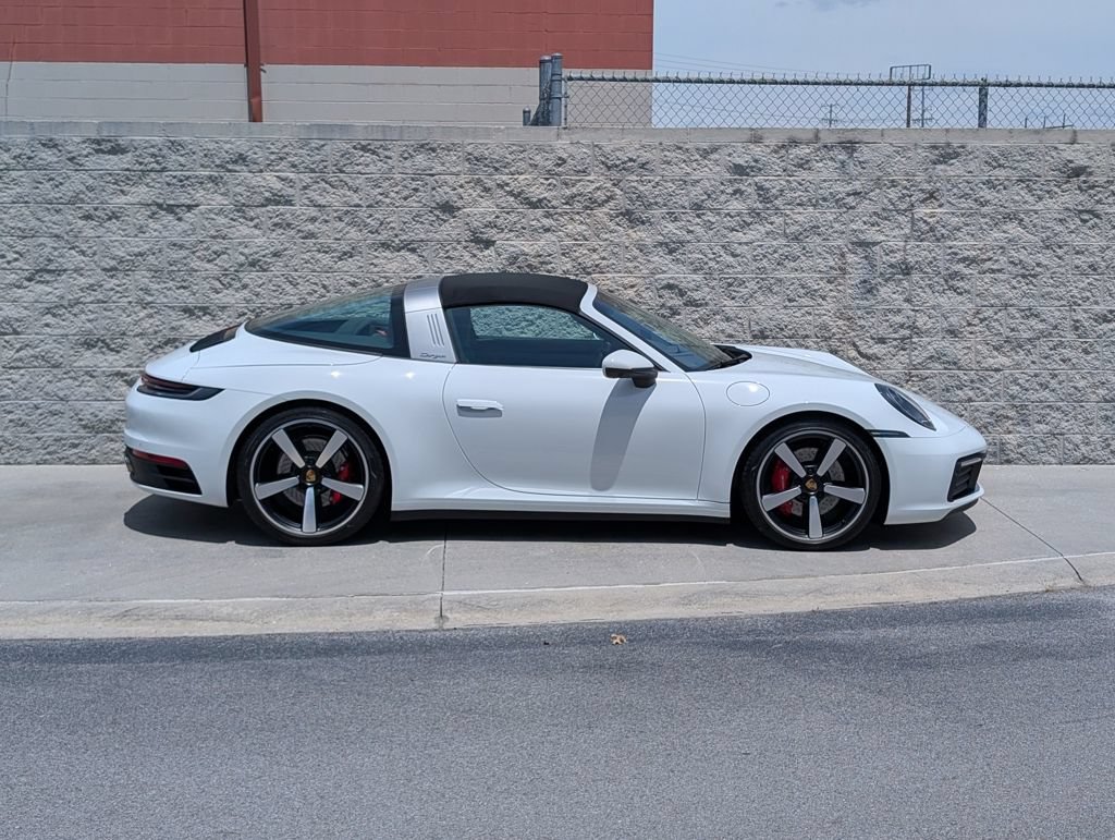 Certified 2024 Porsche 911 Targa 4S AWD/4WD image 8