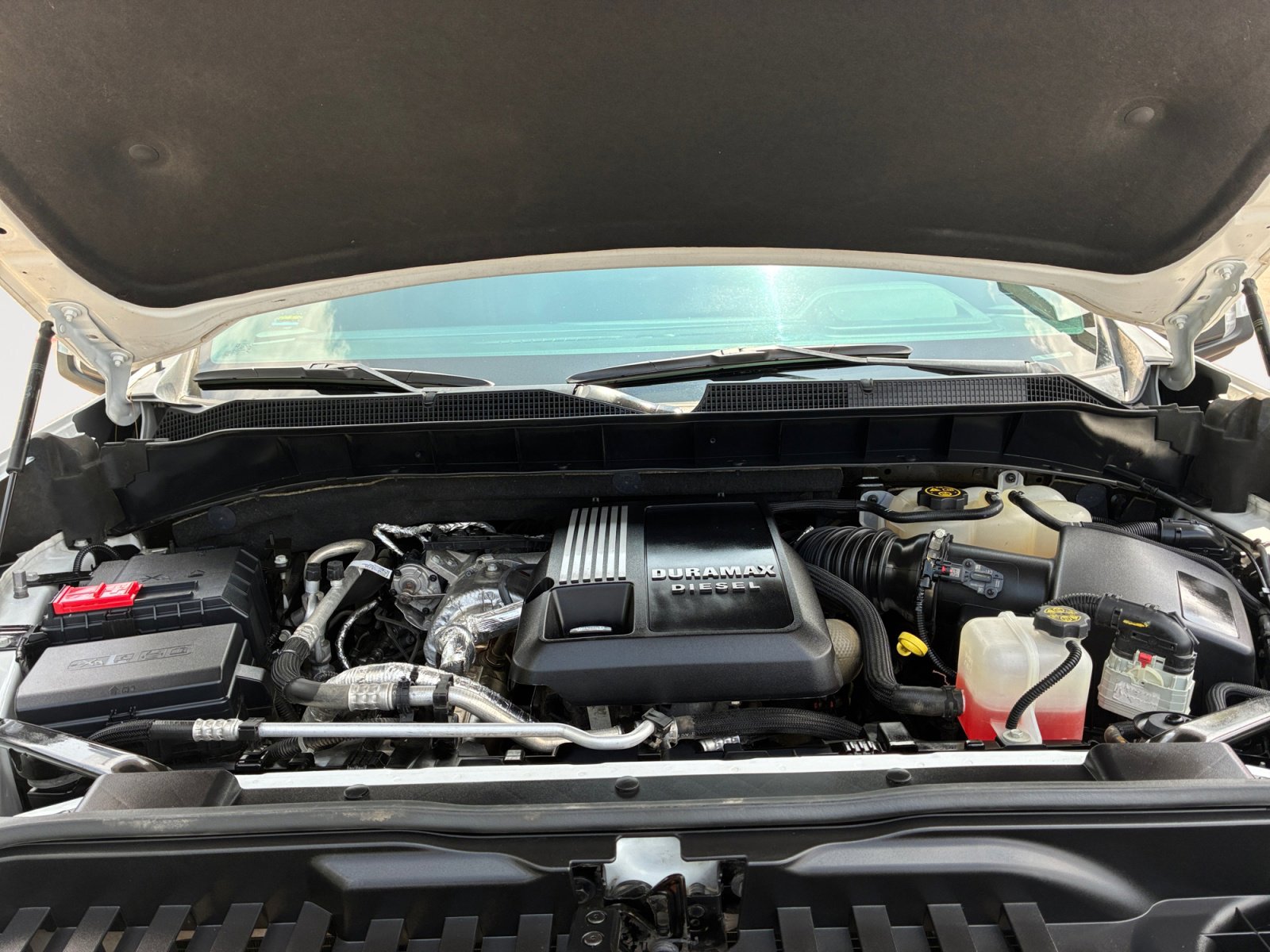 Used 2022 Chevrolet Silverado 1500 High Country w/ High Country Premium Package AWD/4WD image 32