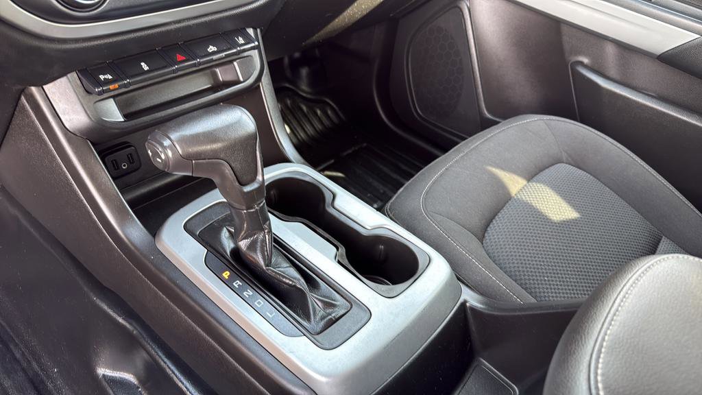 Used 2021 Chevrolet Colorado LT w/ Fleet Safety Package image 24