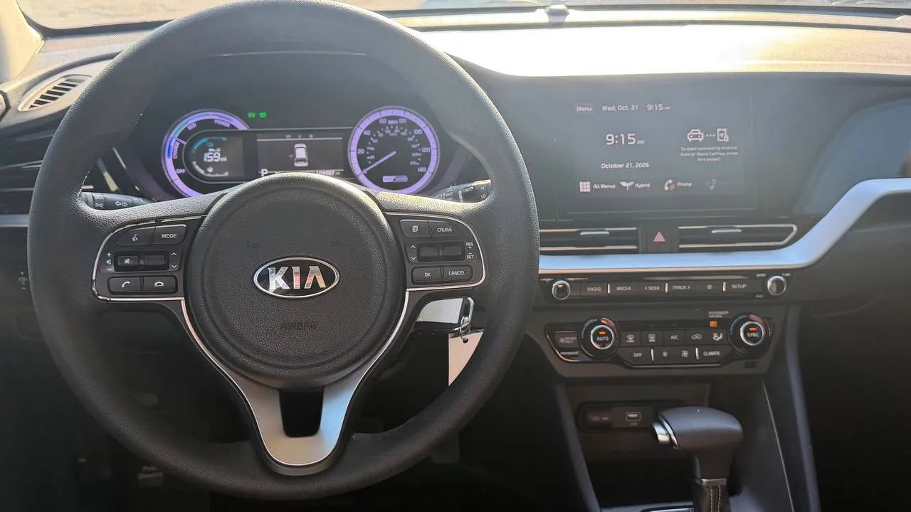 Used 2021 Kia Niro LX FWD image 6