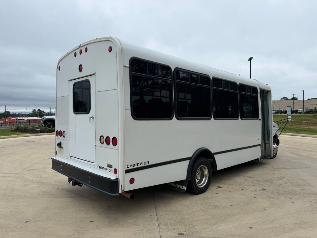 Used 2006 Ford E-450 and Econoline 450 RWD image 5