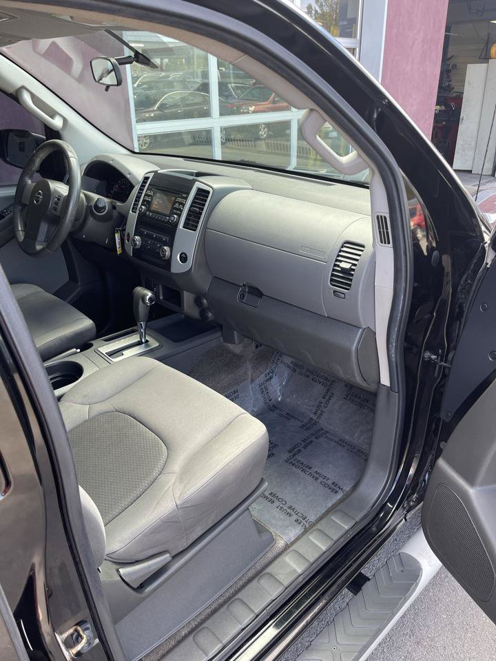 Used 2013 Nissan Xterra S w/ Value Package RWD image 19