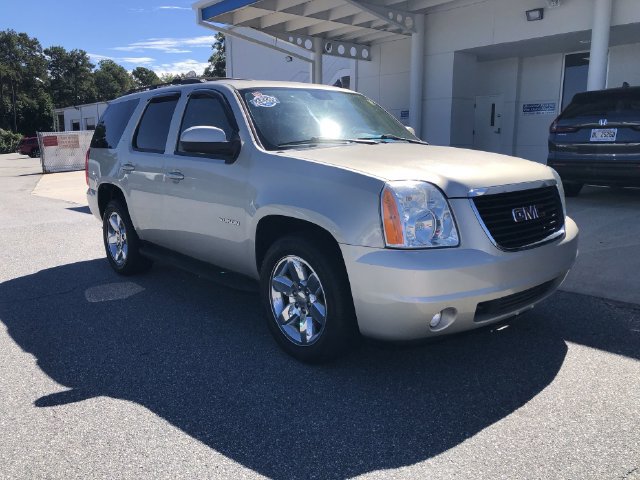 Used 2014 GMC Yukon SLT RWD image 2