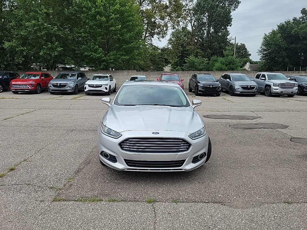 Used 2014 Ford Fusion SE w/ Equipment Group 201A FWD image 3