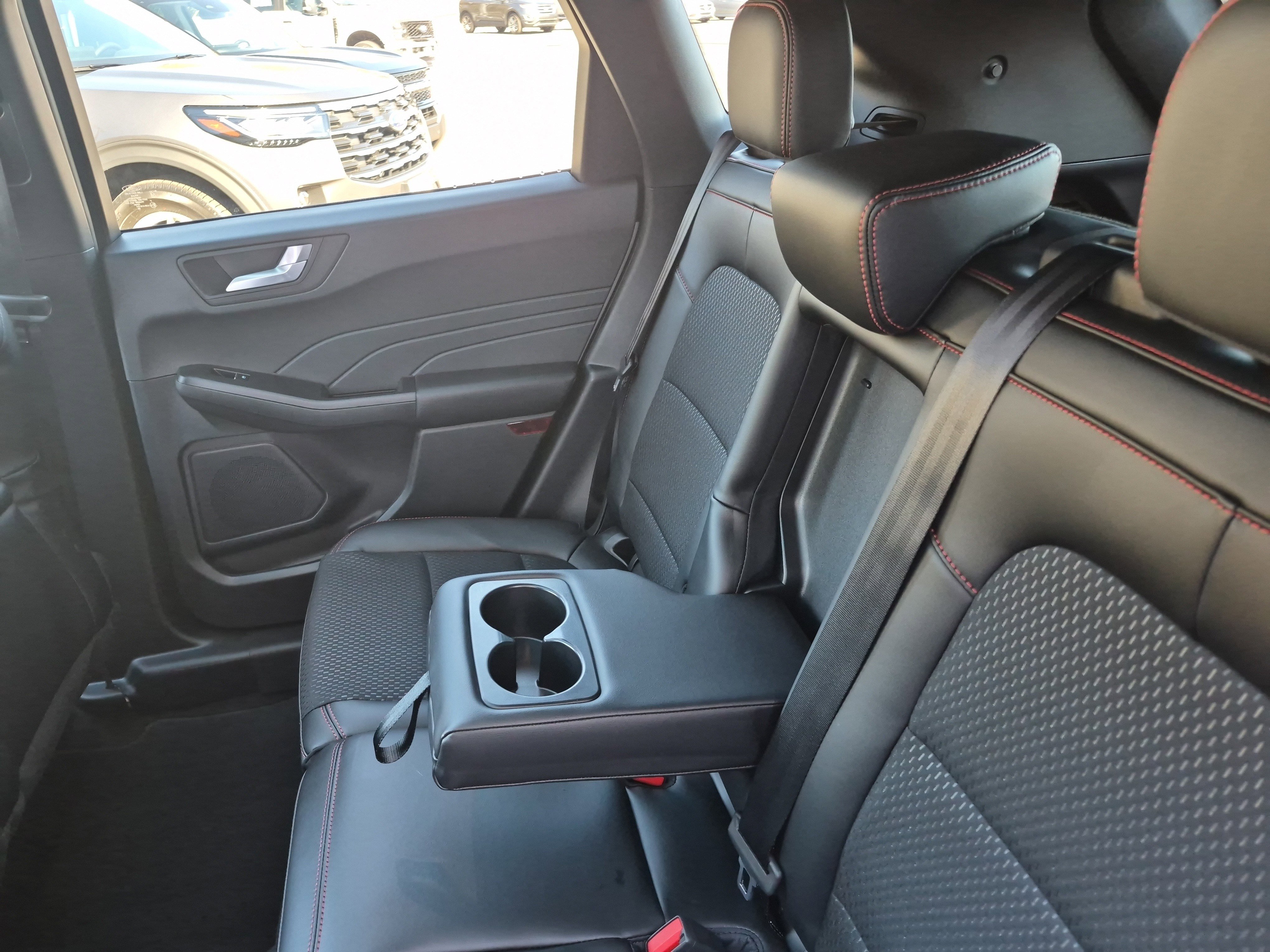 New 2026 Ford Escape ST-Line w/ Tech Pack #1 image 17