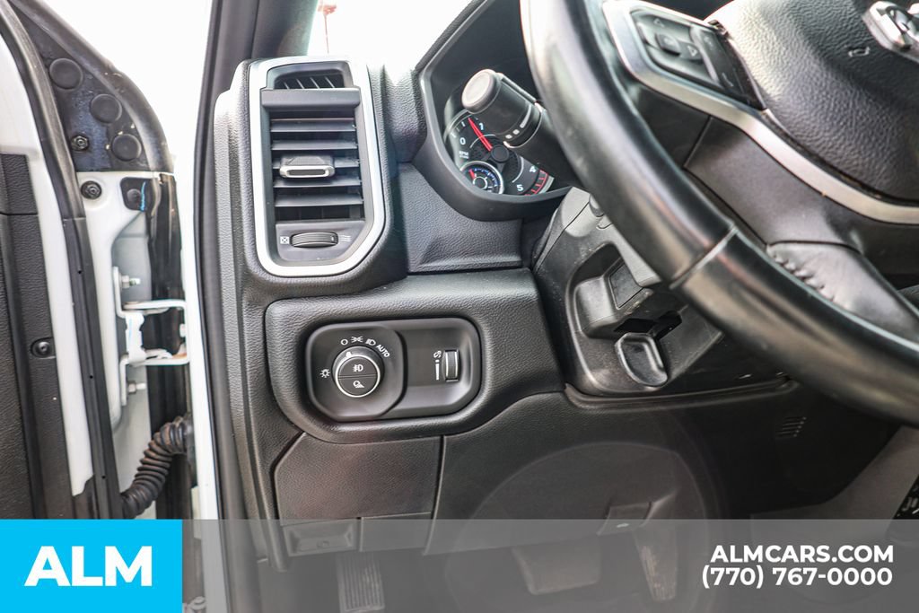 Used 2024 RAM 3500 Big Horn AWD/4WD image 24