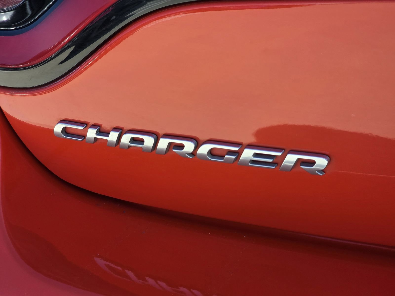 Used 2018 Dodge Charger R/T image 9