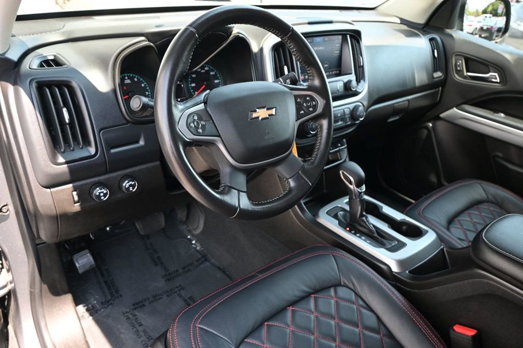 Used 2022 Chevrolet Colorado LT w/ LT Convenience Package image 8