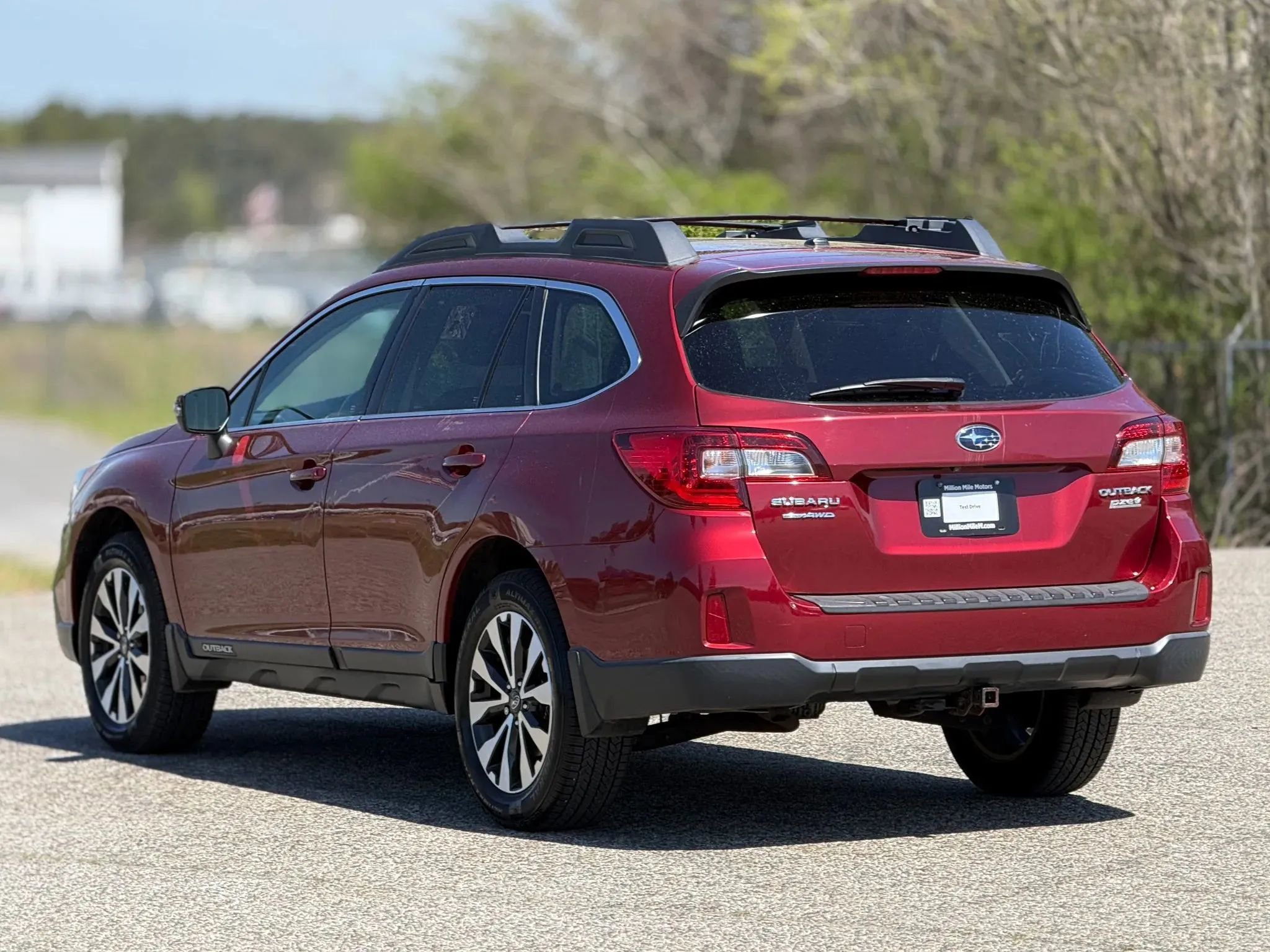 Used 2015 Subaru Outback 2.5i Limited image 16
