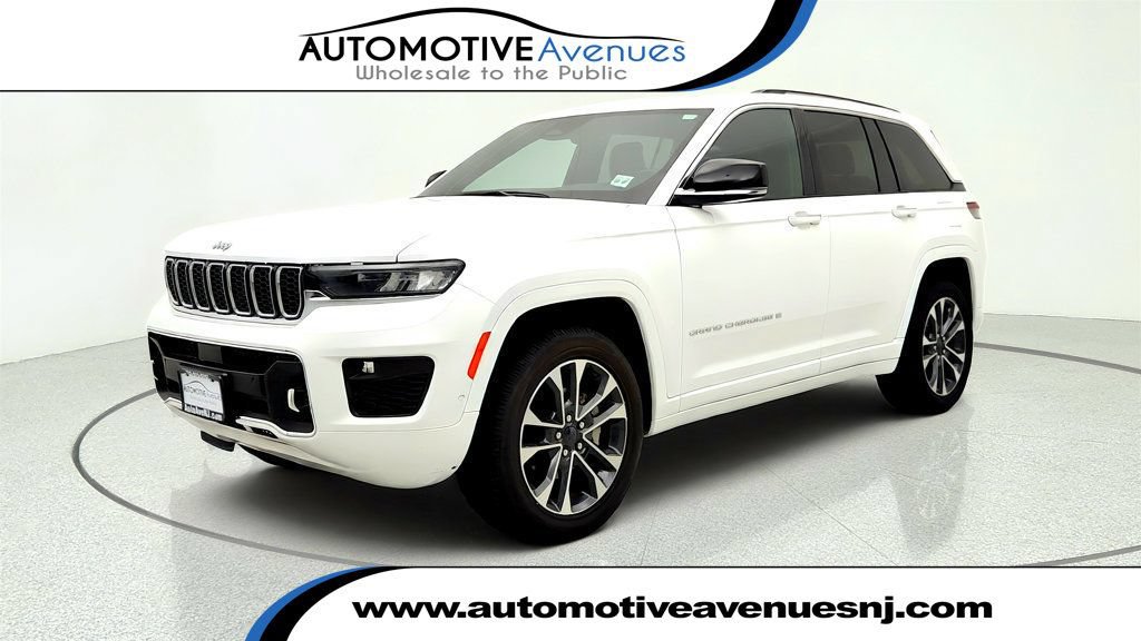 Used 2022 Jeep Grand Cherokee Overland w/ Luxury Tech Group IV
