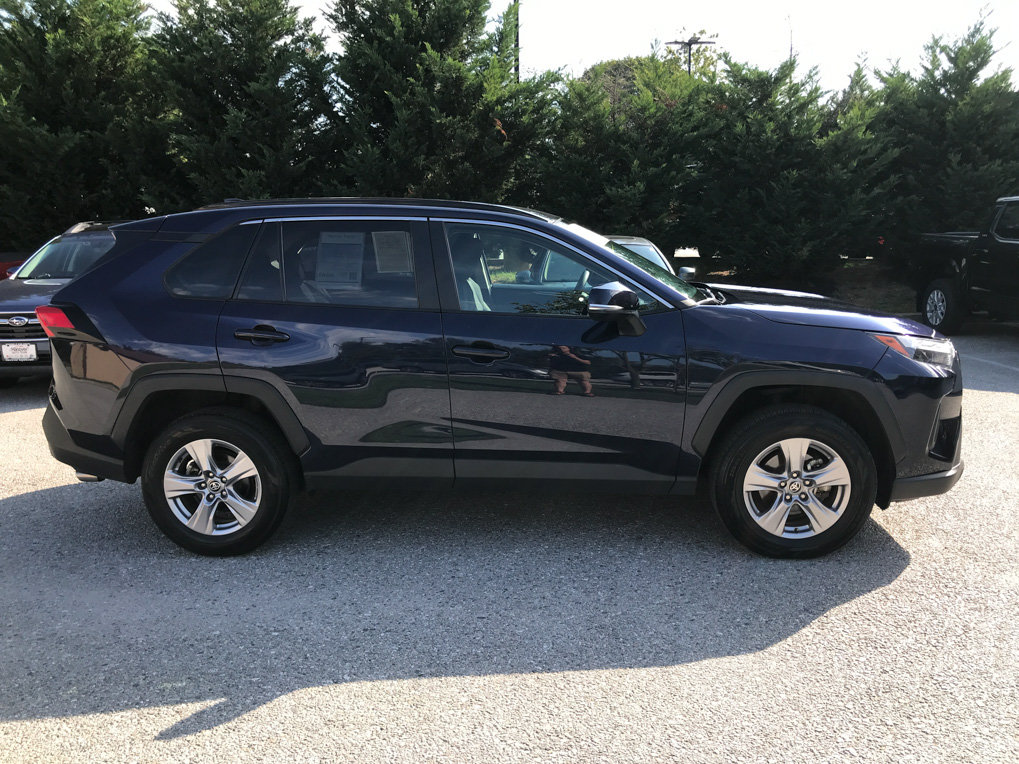 Certified 2025 Toyota RAV4 XLE AWD/4WD image 8