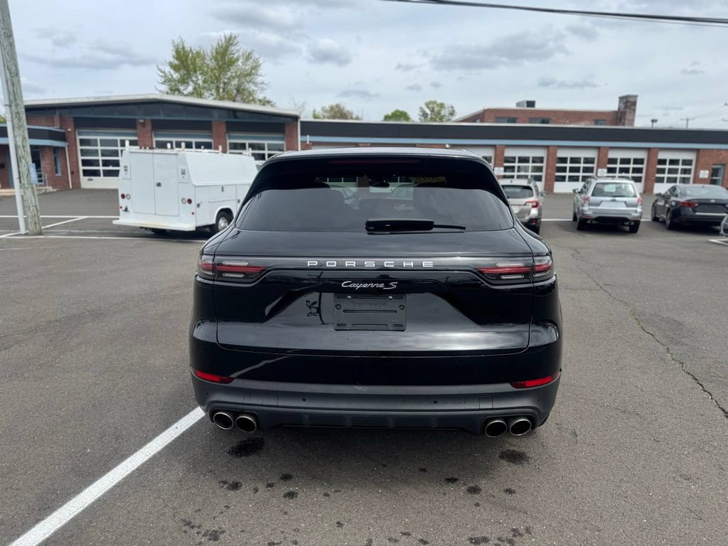 Used 2019 Porsche Cayenne S AWD/4WD image 9