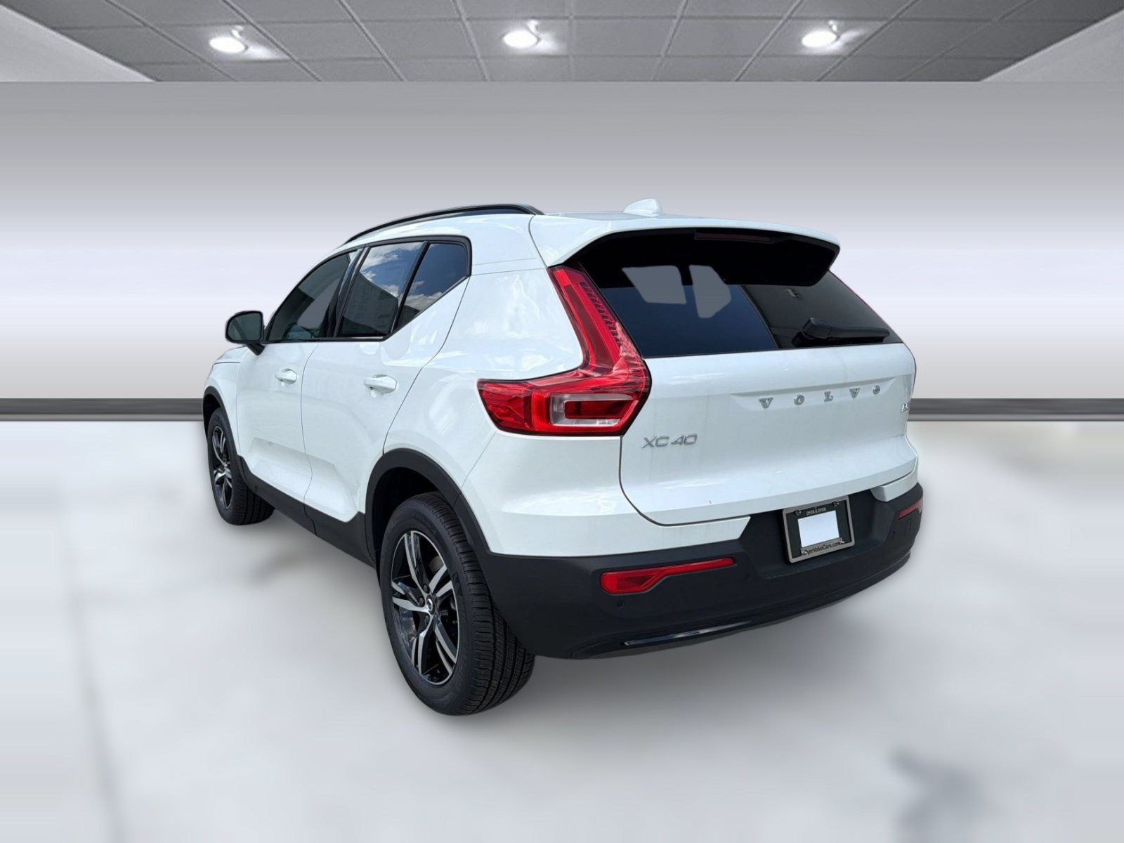 New 2026 Volvo XC40 B5 Core w/ Protection Package Premier AWD/4WD image 3