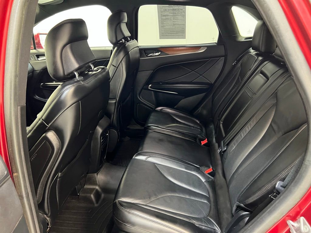 Used 2017 Lincoln MKC Select image 26