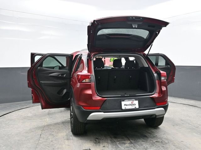 Used 2025 Chevrolet TrailBlazer LT image 39