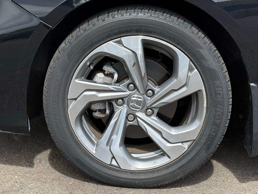 Used 2018 Honda Accord EX-L image 9
