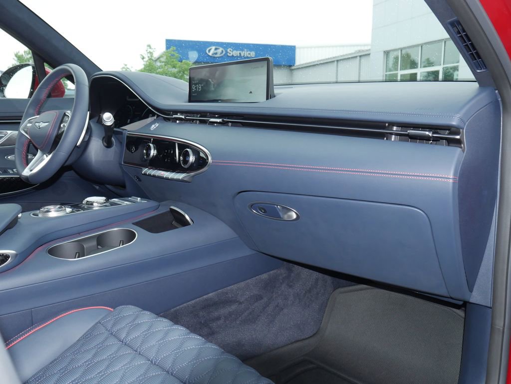 Used 2025 Genesis GV70 3.5T Sport w/ Sport Prestige Package AWD/4WD image 28